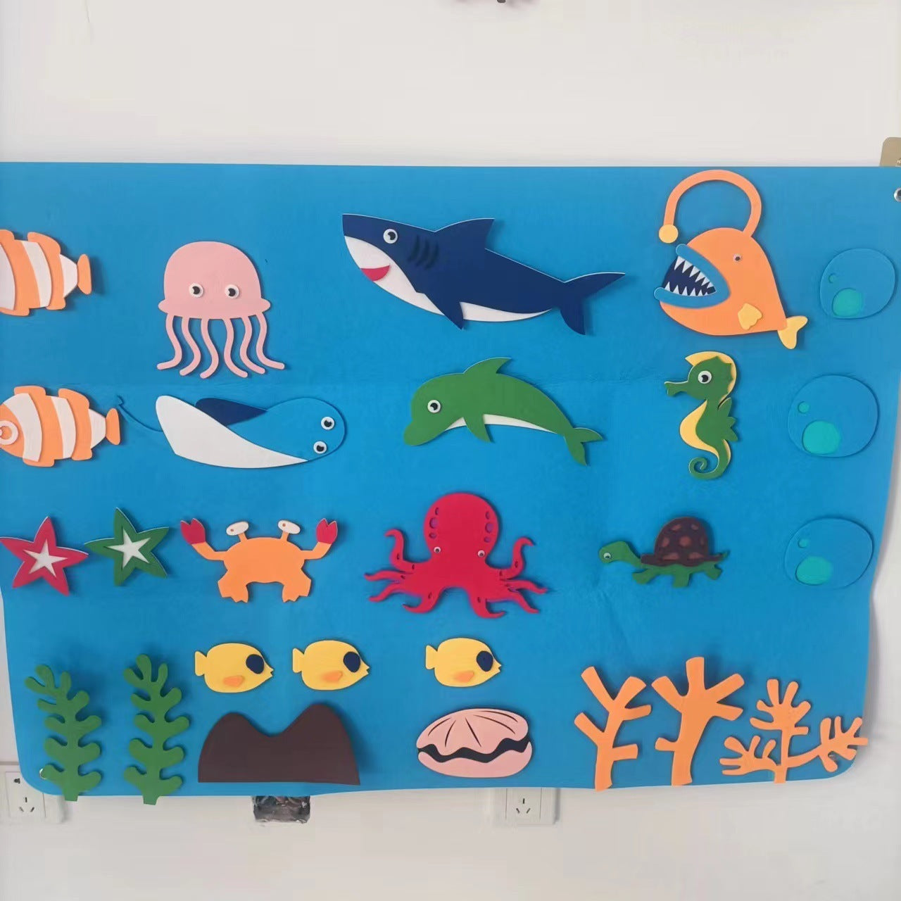 Tapis éducatif en feutre 100x70 – Jouet Montessori ferme/insecte pour éveil créatif des enfants